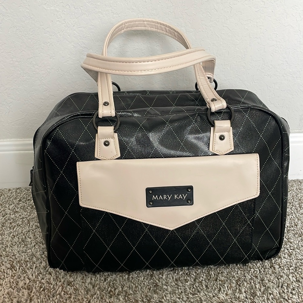 Mary Kay Bag with organizer